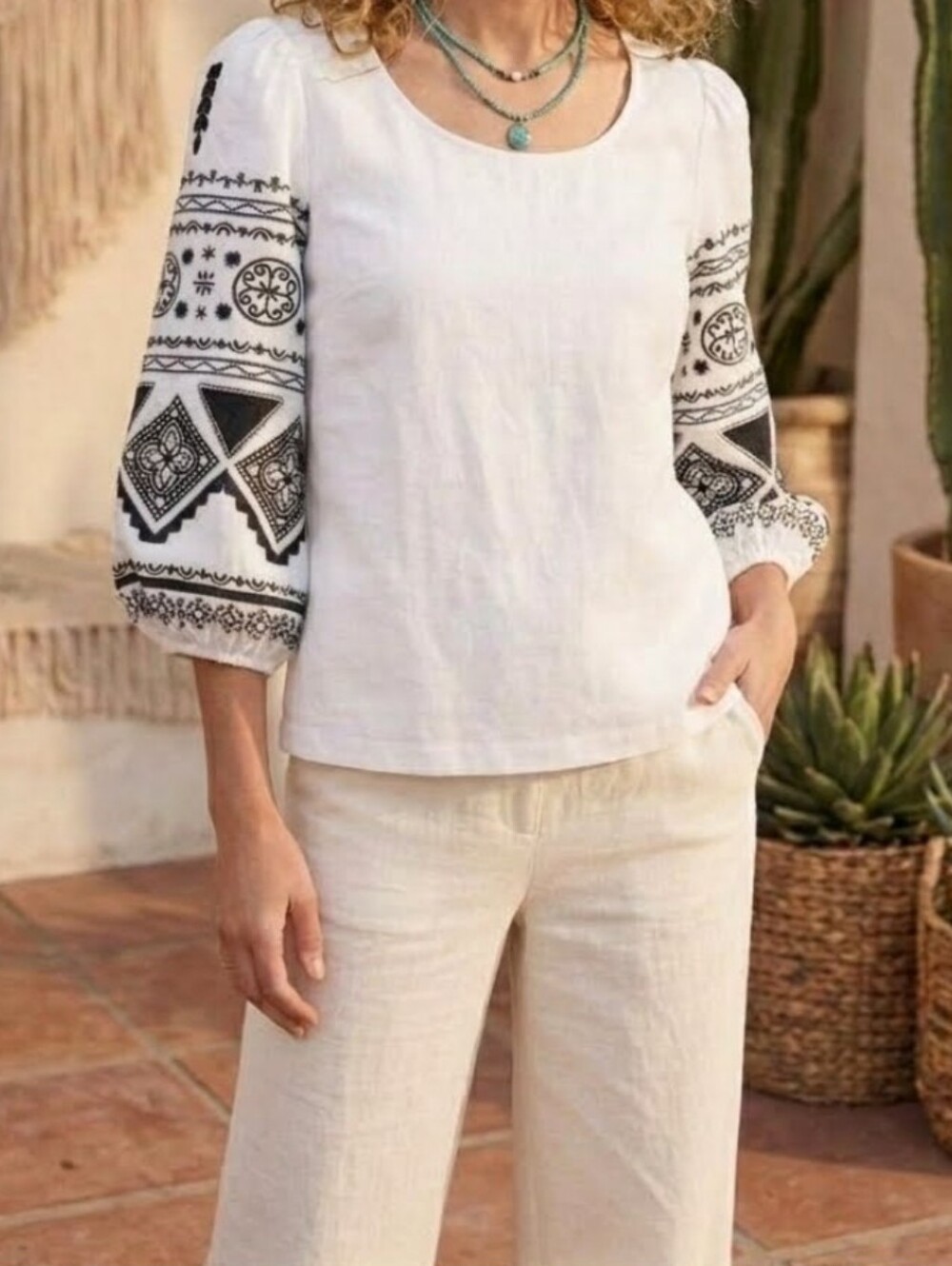 Chico's Embroidered Puff Sleeve Blouse White Black Boho Top Size 1 Medium 8/10